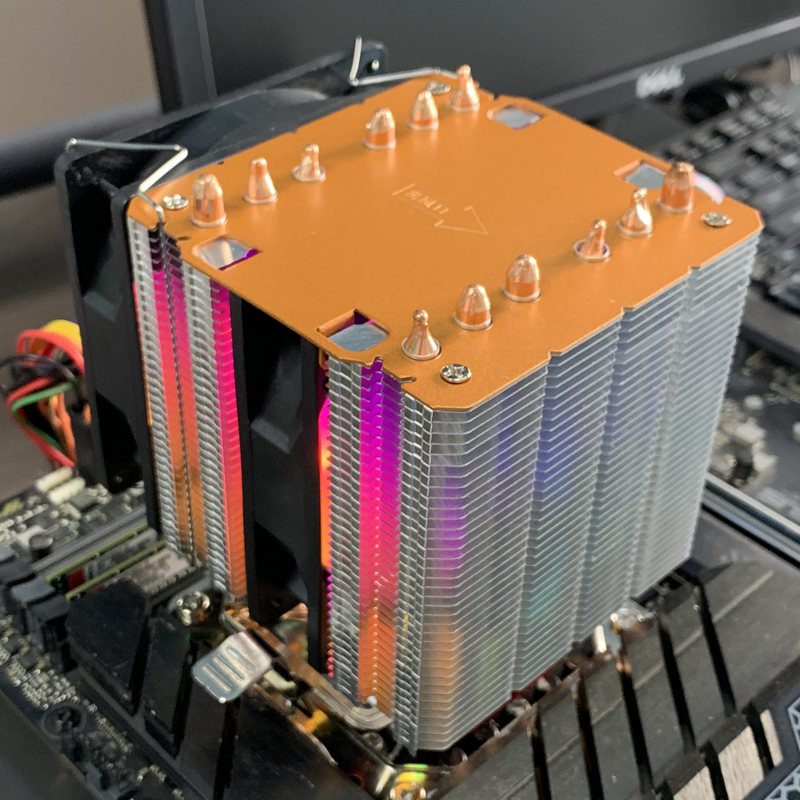 Air-cooled CPU Cooler 90mm RGB - đánh giá và giá Cpu Heatsink